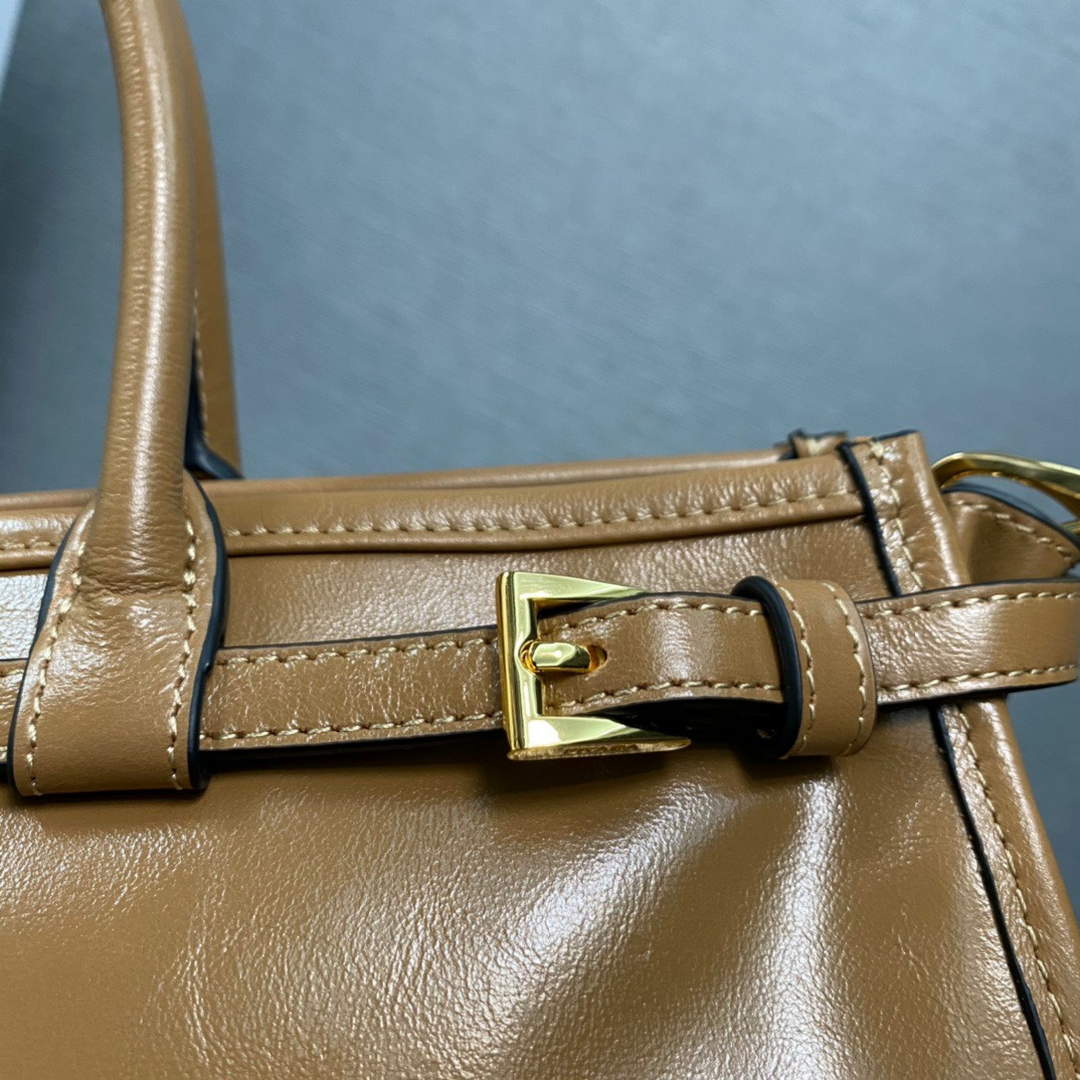 Prada 1BA426 Prada Medium leather handbag Cameo short handles | prada 1ba426 prada medium leather handbag cameo short handles 7 prada 1ba426 prada medium leather handbag cameo short handles 7