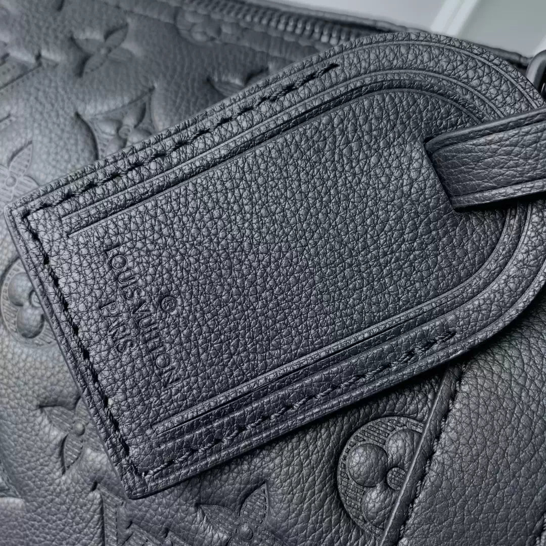 LV M44810 Louis Vuitton Keepall Bandoulière 50 Monogram shadow leather Black | lv m44810 louis vuitton keepall bandouliere 50 monogram shadow leather black 007 lv m44810 louis vuitton keepall bandouliere 50 monogram shadow leather black 007