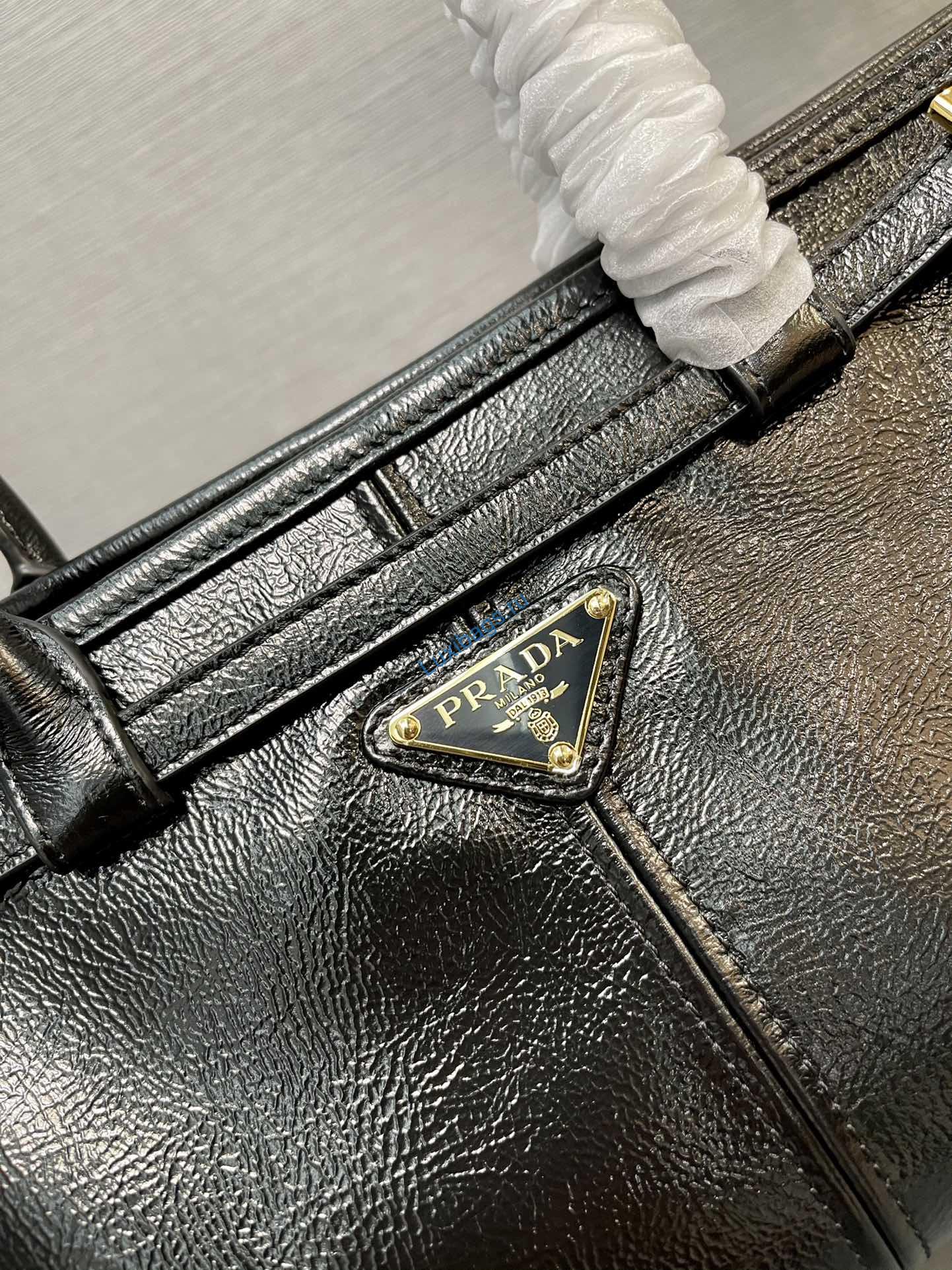 Prada 1BA426 Medium naplak patent leather handbag Black | prada 1ba426 medium naplak patent leather handbag black 05 prada 1ba426 medium naplak patent leather handbag black 05