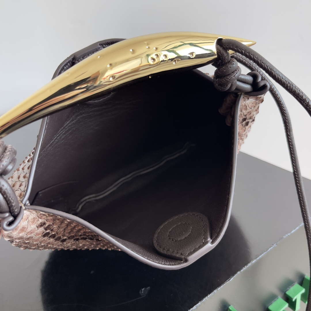 Bottega Veneta BV 794920 Baby Sardine Cross-body bag Python fondant leather | bottega veneta bv 794920 baby sardine cross body bag python fondant leather 09