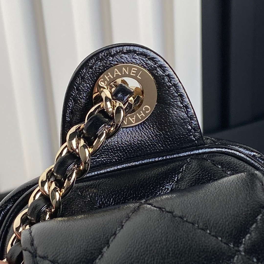 Chanel AS5220 Small Camera Case Bag Black | chanel as5220 small camera case bag 45