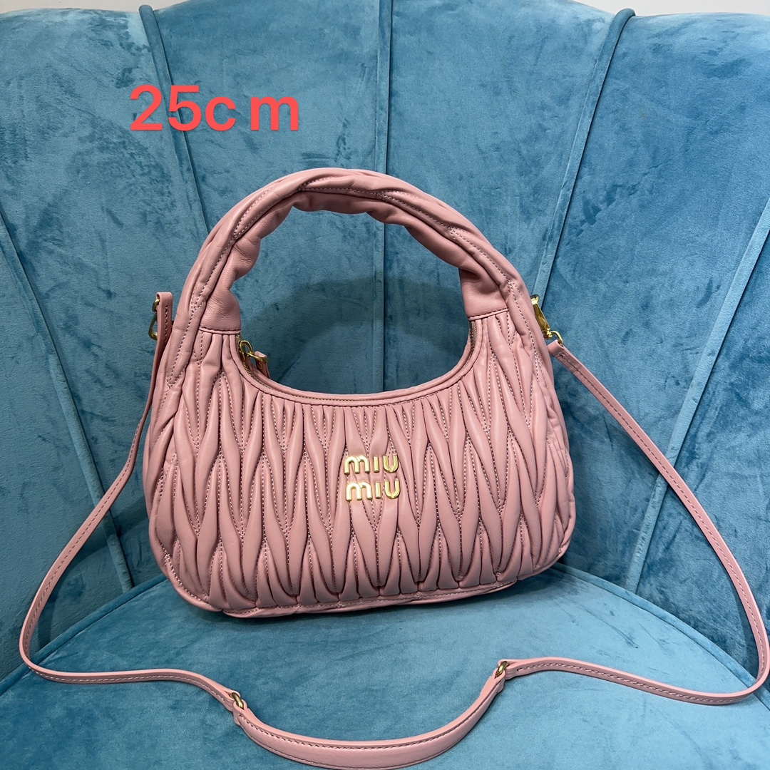 MiuMiu 5BC153 Wander matelassé nappa leather hobo bag Light Pink