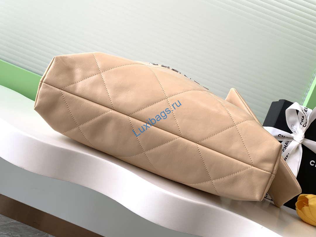 Chanel 22 AS3261 Handbag 24K Shiny Calfskin Apricot Silver | chanel 22 as3261 handbag shiny calfskin aricot silver 04