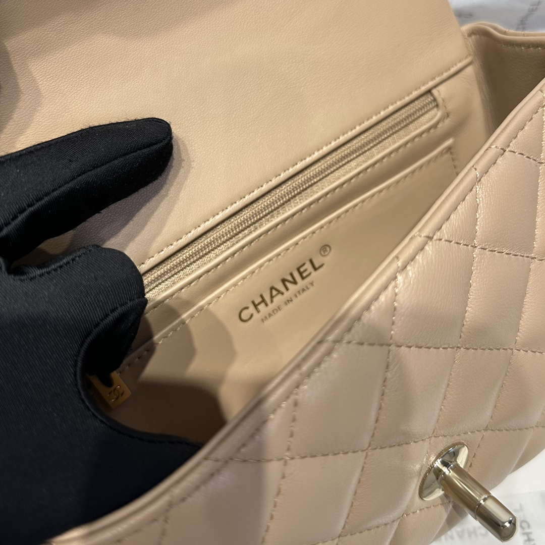 Chanel AS2431 Mini Classic Handbag With Top Handle Lambskin CC19019 | chanel as2431 mini classic handbag with top handle lambskin cc19001 190