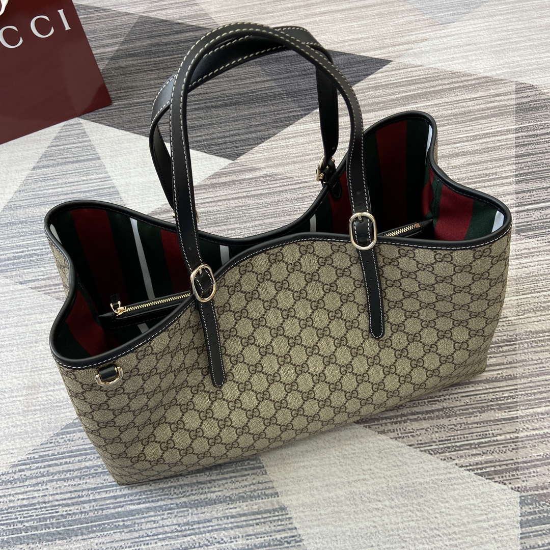 Gucci 815212 GG Emblem Large tote bag Beige and Black | gucci 815212 gg emblem large tote bag beige and black 03