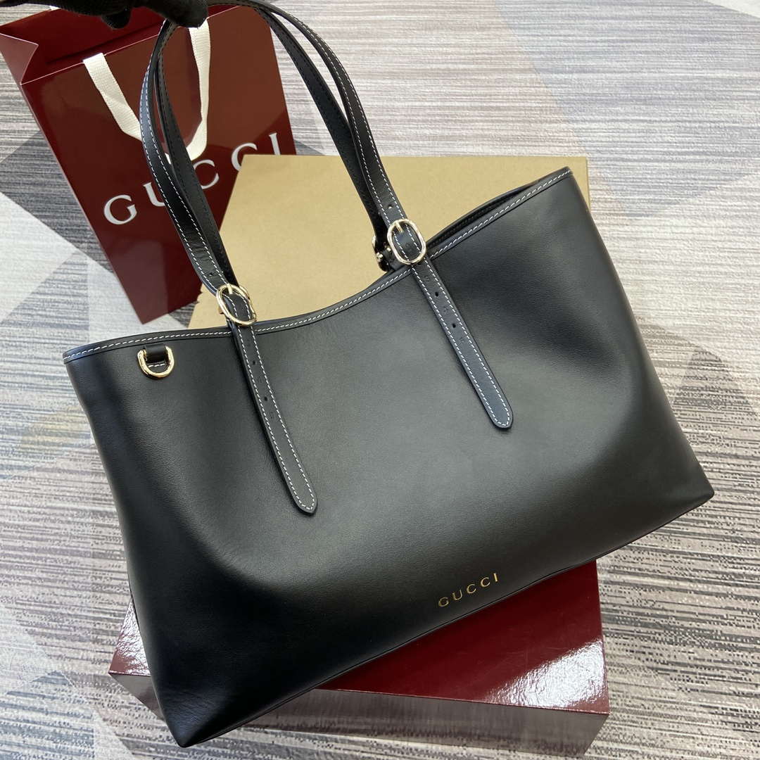 Gucci 815213 GG Emblem medium tote bag Black leather | gucci 815213 gg emblem medium tote bag black leather 05