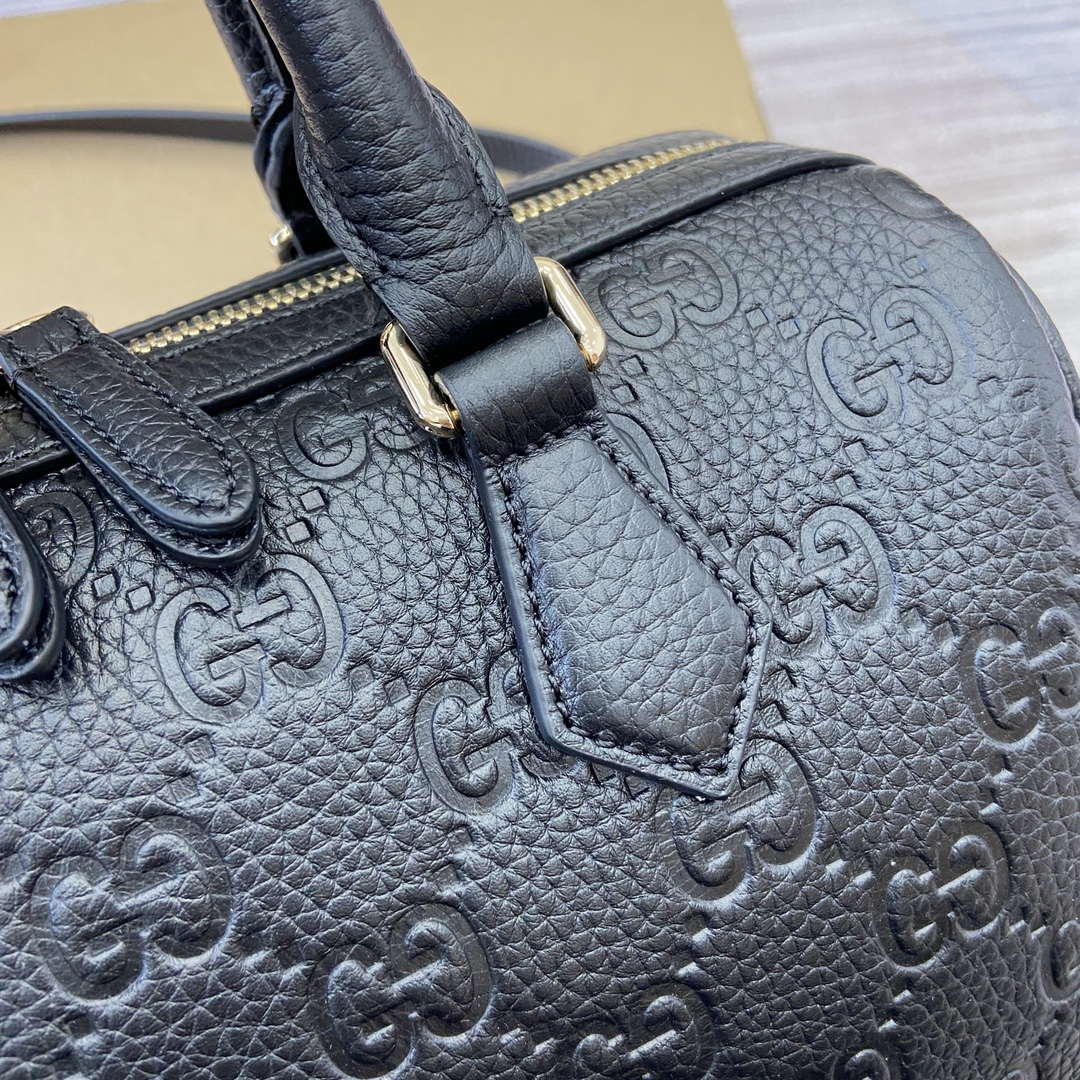 Gucci 815255 GG Emblem Small top handle bag Black | gucci 815255 gg emblem small top handle bag black 07