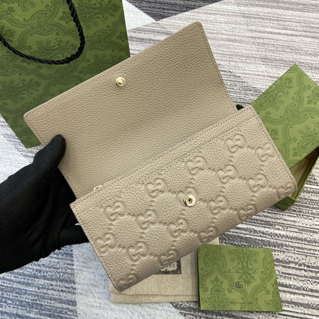 Gucci 815922 GG Emblem continental wallet Taupe | gucci 815922 gg emblem continental wallet black 07