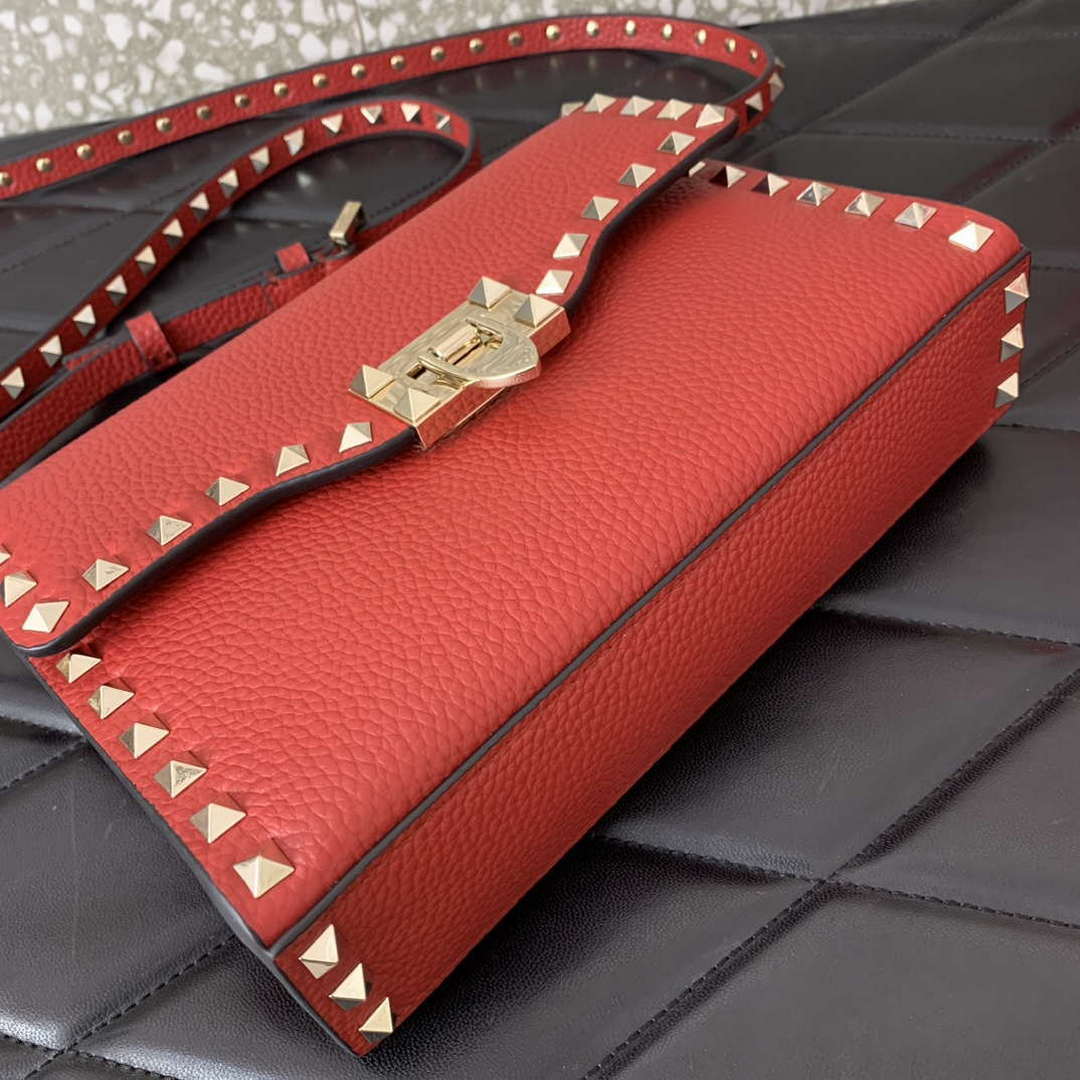 Valentino 5W2B0181VSF_0NO Small Rockstud Grainy Calfskin Crossbody Bag | valentino 5w2b0181vsf 0no small rockstud grainy calfskin crossbody bag 10