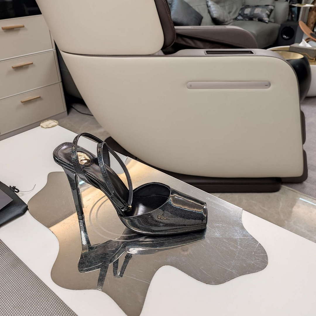 YSL Women's la Scandale Sandals in Patent Leather Y20182 | ysl womens la scandale sandals in patent leather y20182 6
