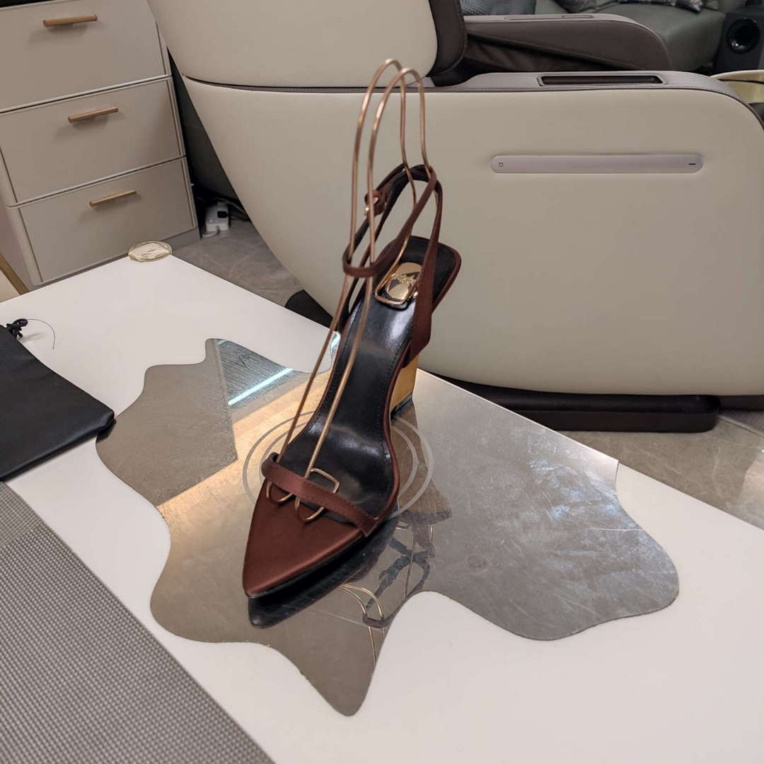 YSL Women's Salomé Wedges in Patent Leather Y20185 | ysl womens la scandale sandals in patent leather y20185 7