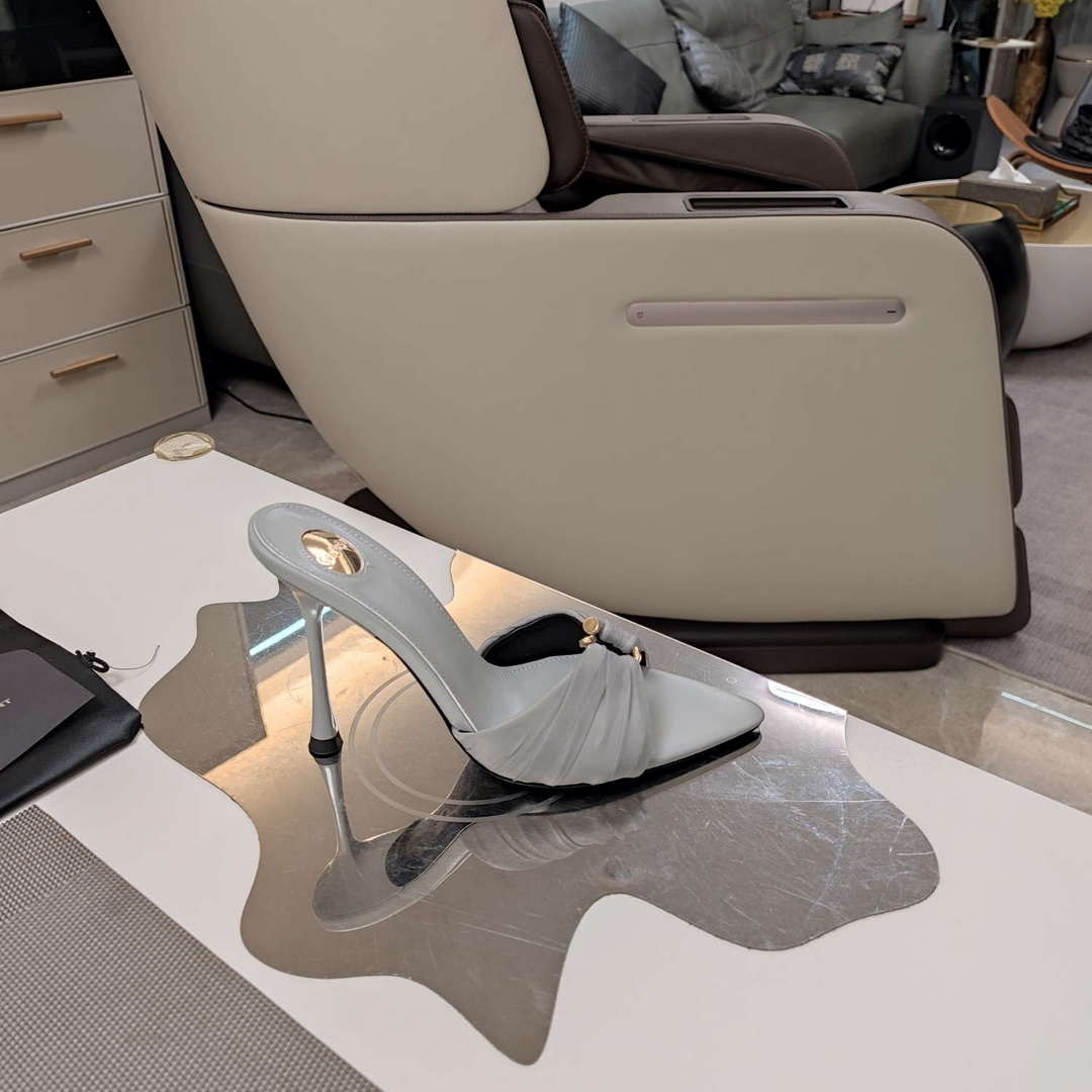 YSL Women's Babylone Mules in Smooth Leather Y20188 | ysl womens la scandale sandals in patent leather y20188 6