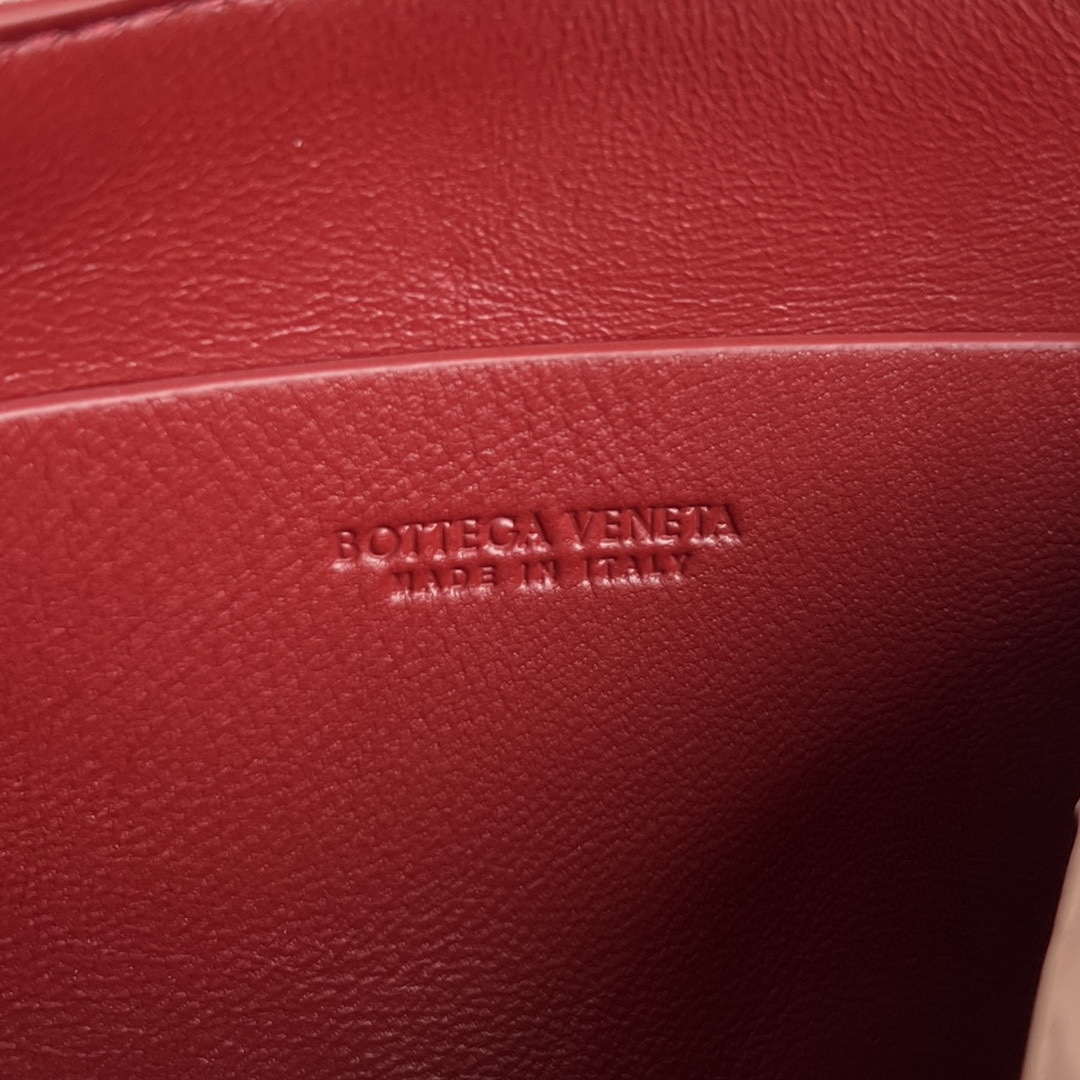 Bottega Veneta BV 794258VCPP18425 Concert Pouch BV92046 | bottega veneta bv 794258vcpp18425 concert pouch 17