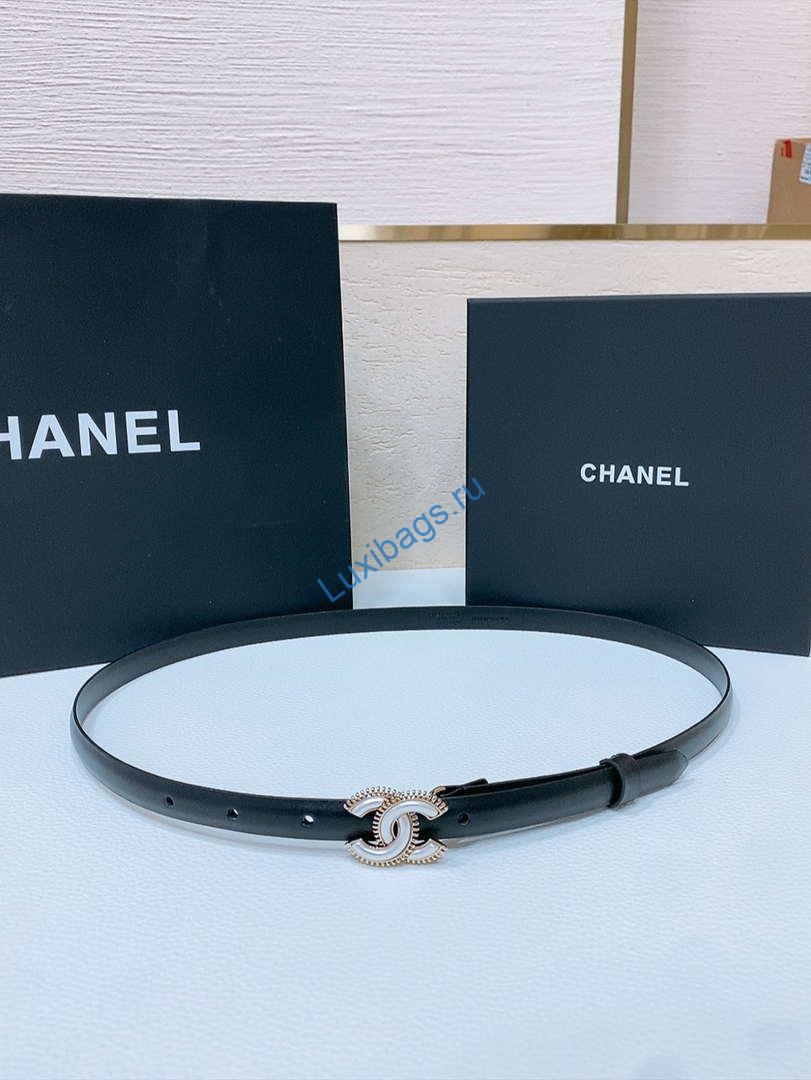 Chanel CC resin white with chain teeth gold and silver logo buckle 1.5cm AA0921