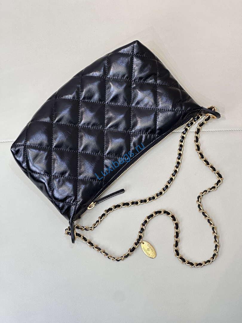 Chanel 25SS AS5528 Hobo Handbag in Lambskin Black | chanel 25ss as5528 hobo handbag in lambskin black 016