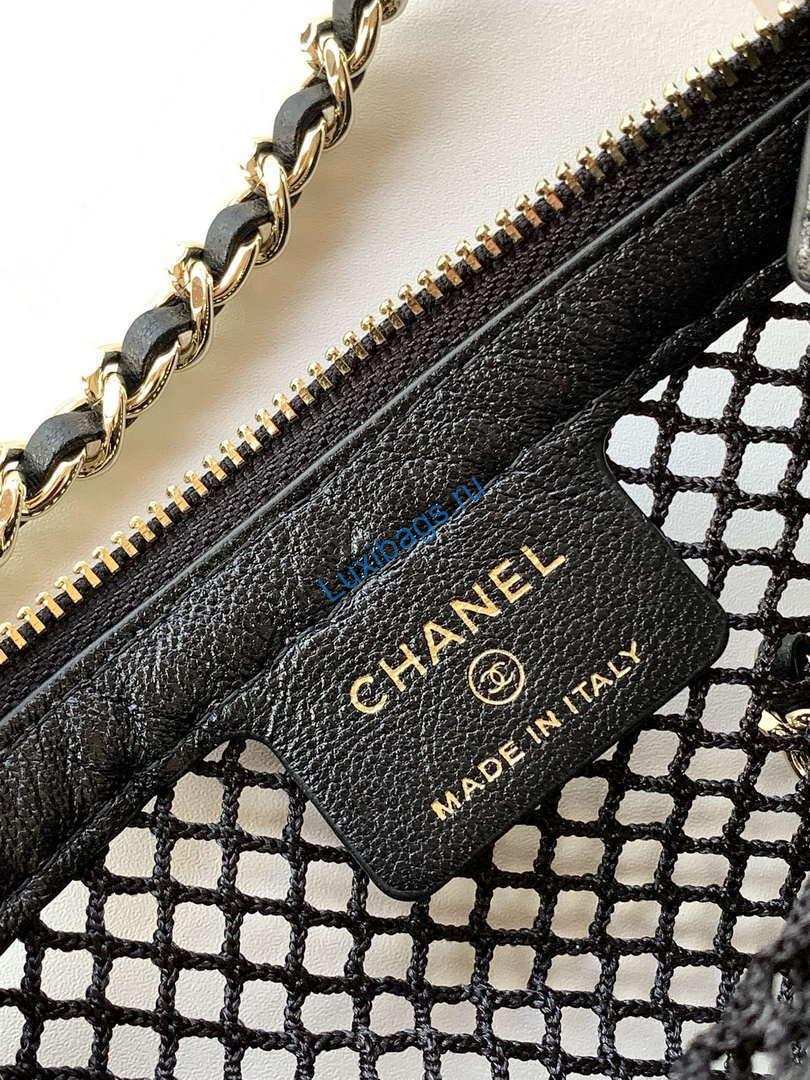 Chanel AP4572 25S Clutch With Chain Mesh Shiny Lambskin & Gold-Tone Metal Black | chanel ap4572 25s clutch with chain mesh shiny lambskin gold tone metal 09