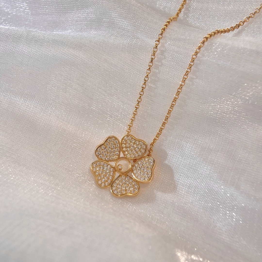 Chopard Happy Hearts Flowers 79A085-5301 Pendant ethical Rose Gold diamond | chopard happy hearts flowers 79a085 5301 pendant ethical rose gold diamond silver 003