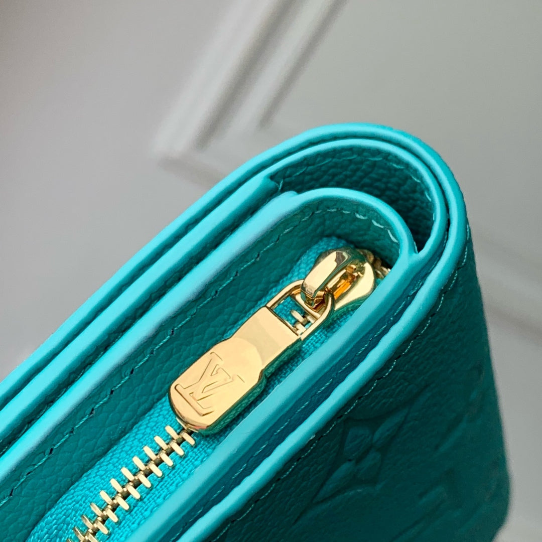 Louis Vuitton M14140 LV x TM Carteira Cléa Blue | louis vuitton m14140 lv x tm carteira clea blue 4