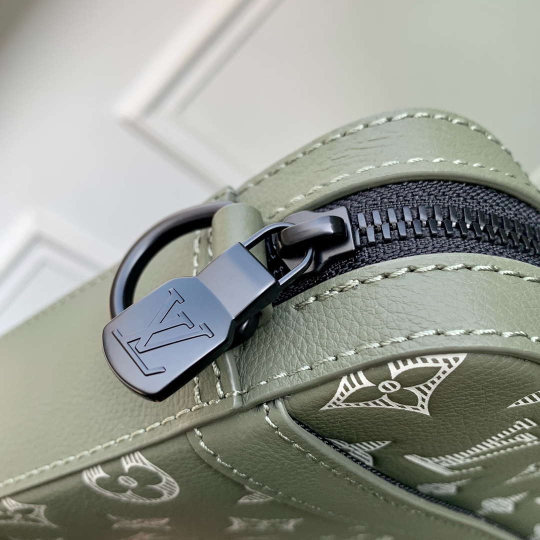 LV M12490 Louis Vuitton Trio Messenger Bag Olive Green | lv m12508 louis vuitton trio messenger bag olive green 6