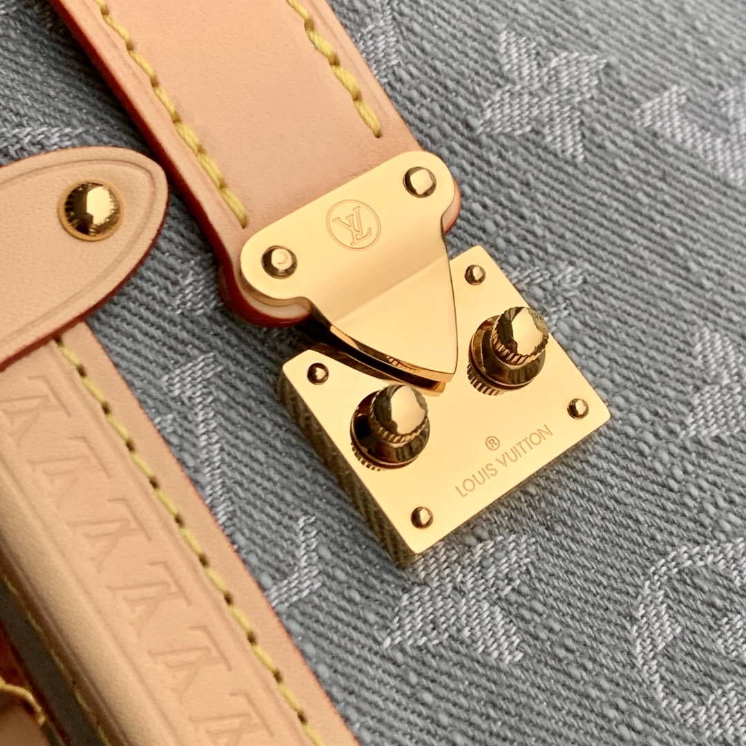 LV M13285 Louis Vuitton Side Trunk MM Bag Washed Gray | lv m13285 louis vuitton side trunk mm bag washed gray 5