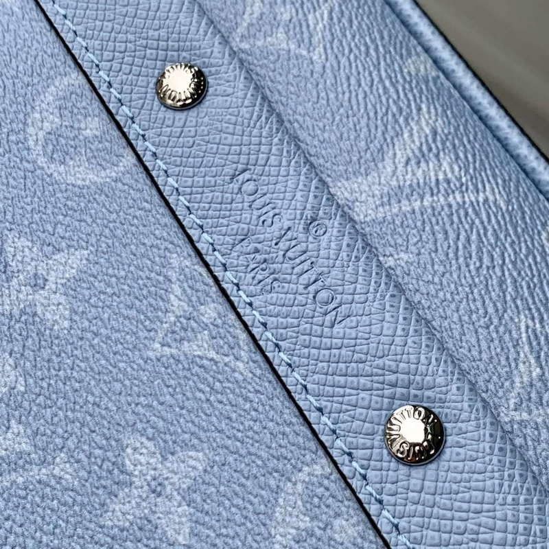 LV M14073 Louis Vuitton M31069 Alpha Messenger Bag Sky Blue | lv m14073 louis vuitton m31069 alpha messenger bag sky blue 7