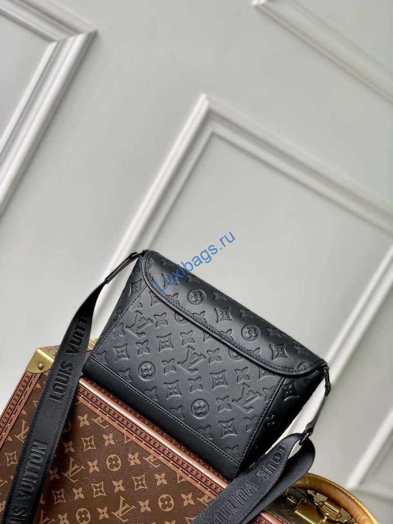 LV M14874 Louis Vuitton Pulse Messenger Bag Black | lv m14874 louis vuitton m14794 pulse messenger bag black 3