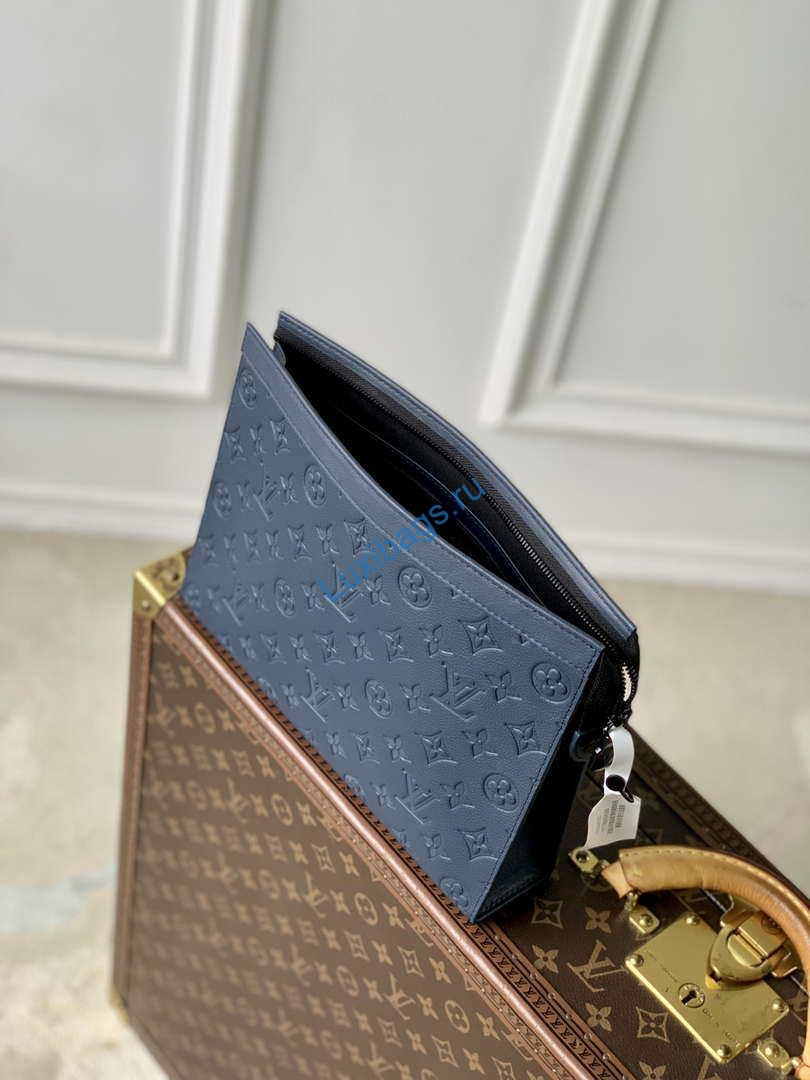 LV M61692 Louis Vuitton Pochette Voyage MM Bag Monogram Ｂlue | lv m61692 louis vuitton pochette voyage mm bag monogram blue 9