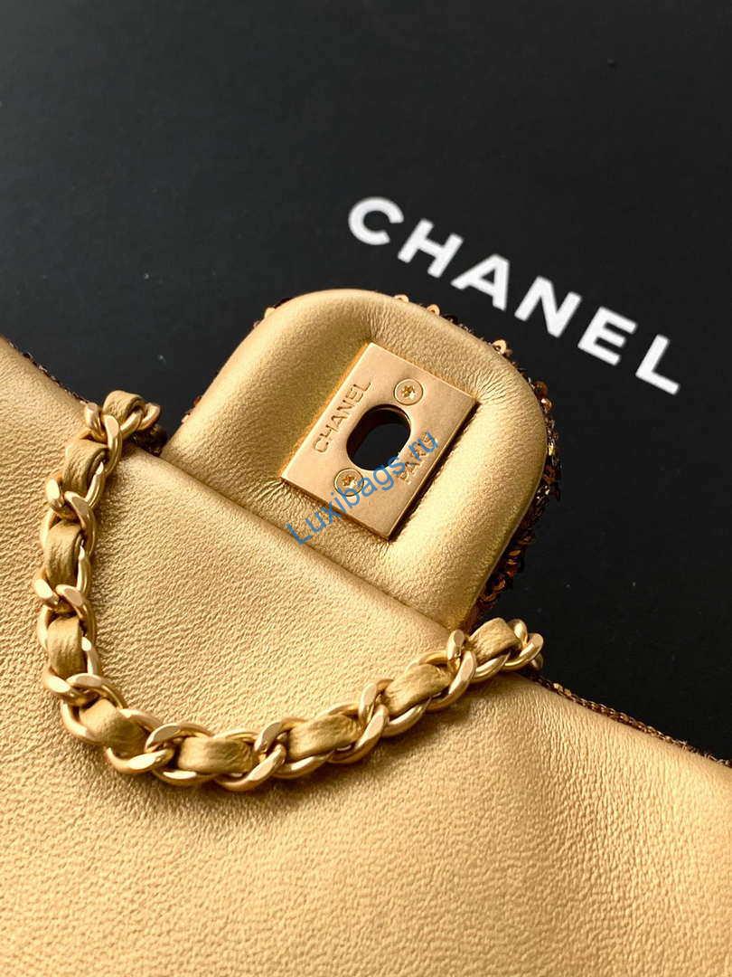 chanel as1116 25c mini flap bag 20cm a69900 white dense sequins gold 6 Chanel AS1116 25C Mini Flap Bag 20cm A69900 White dense sequins Gold | chanel as1116 25c mini flap bag 20cm a69900 white dense sequins 007