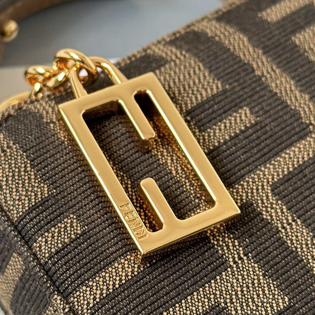 fendi 8bs073 baguette pouch bronw denim-effect ff jacquard charm pouch with chain 3 Fendi 8BS073 Baguette Pouch Bronw denim-effect FF jacquard charm pouch with chain | fendi 8bs073 baguette pouch brown denim effect ff jacquard charm pouch with chain 04