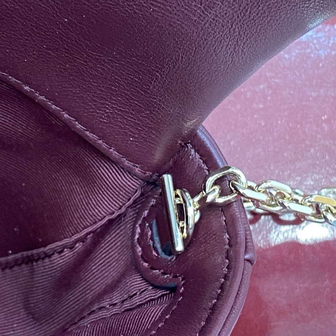 Gucci 841290 GG Marmont Mini Shoulder Bag Ancora red | gucci 841290 gg marmont mini shoulder bag anchor red 10