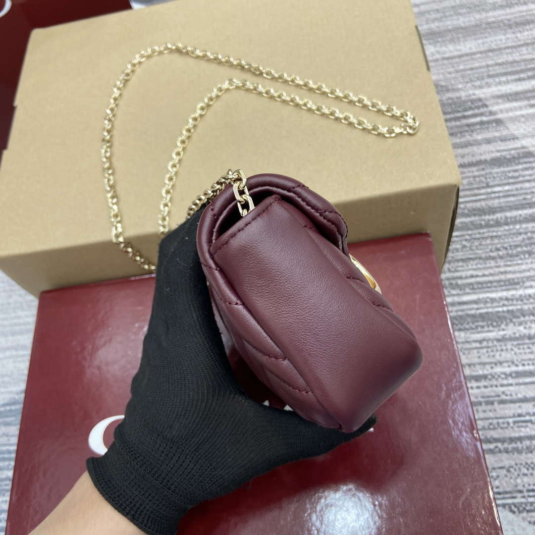 Gucci 841290 GG Marmont Mini Shoulder Bag Ancora red | gucci 841290 gg marmont mini shoulder bag anchor red 3