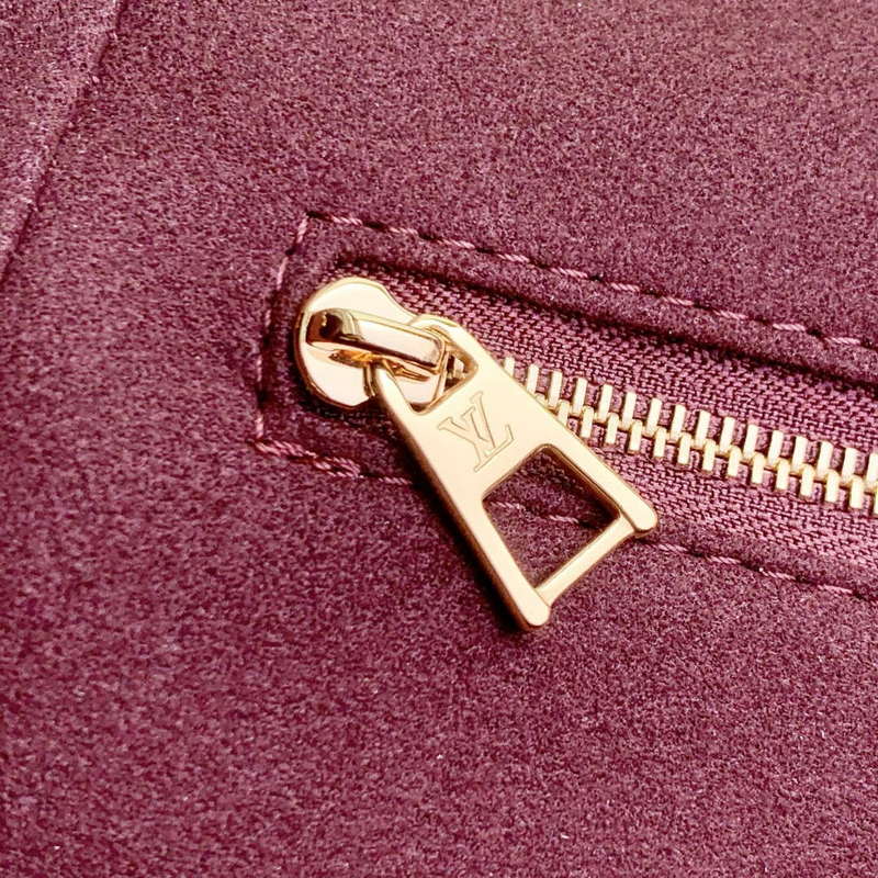 LV M14658 Louis Vuitton Anytime MM Cowhide Leather Bag Tourterelle Gray | lv m14658 louis vuitton anytime mm cowhide leather bag tourterelle gray 7