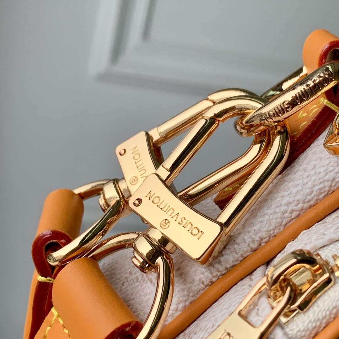 LV M14682 Louis Vuitton Nil Cross-body Bag Off-White | lv m14682 louis vuitton nil cross body bag off white 6