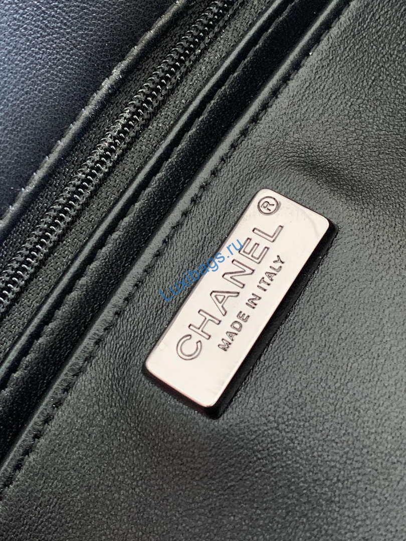 chanel a01112 flap classic 11.12 handbag 24s letter shape black shiny sequin 8 Chanel A01112 Flap Classic 11.12 Handbag 24S letter shape Black shiny sequin | chanel a01112 flap classic 11 12 handbag 24s letter shape black shiny sequin 08