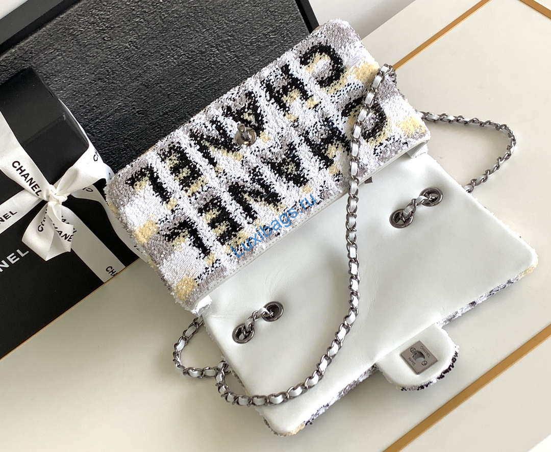 chanel a01112 flap classic 11.12 handbag 24s letter shape silver shiny sequin 5 Chanel A01112 Flap Classic 11.12 Handbag 24S letter shape Silver shiny sequin | chanel a01112 flap classic 11 12 handbag 24s letter shape silver shiny sequin 06