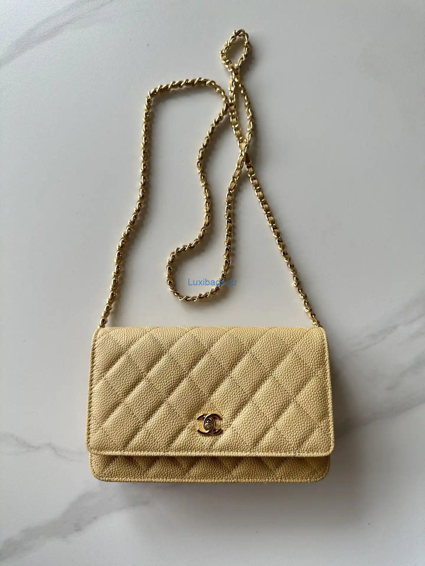 Chanel AP4241 Classic Wallet On Chain Grained Shiny Calfskin Apricot | chanel ap4241 classic wallet on chain grained shiny calfskin 20