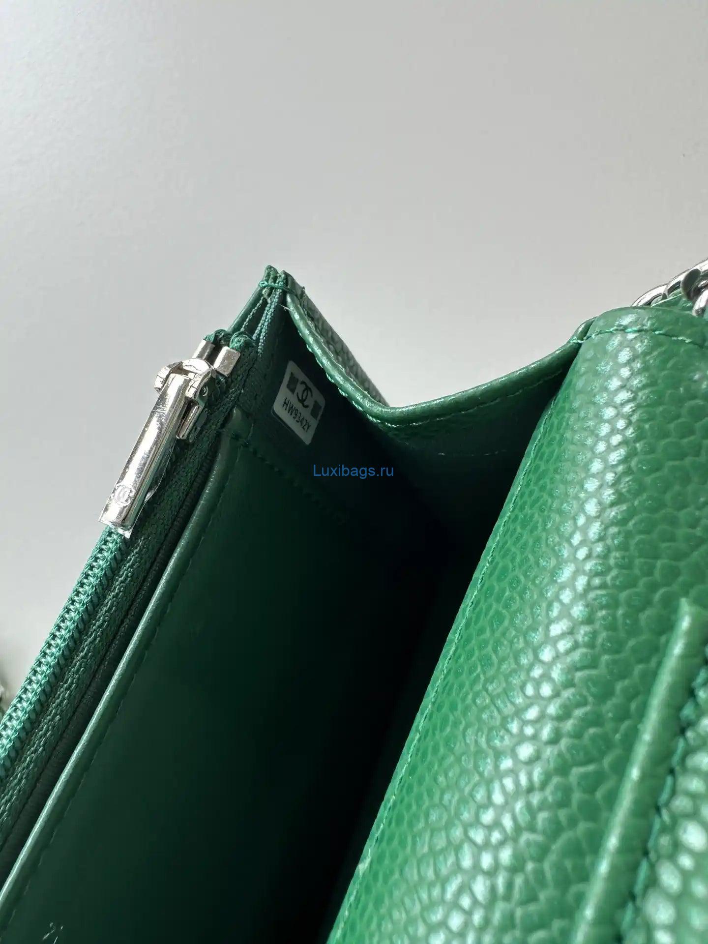 Chanel AP4241 Classic Wallet On Chain Grained Shiny Calfskin Deep Green | chanel ap4241 classic wallet on chain grained shiny calfskin 202