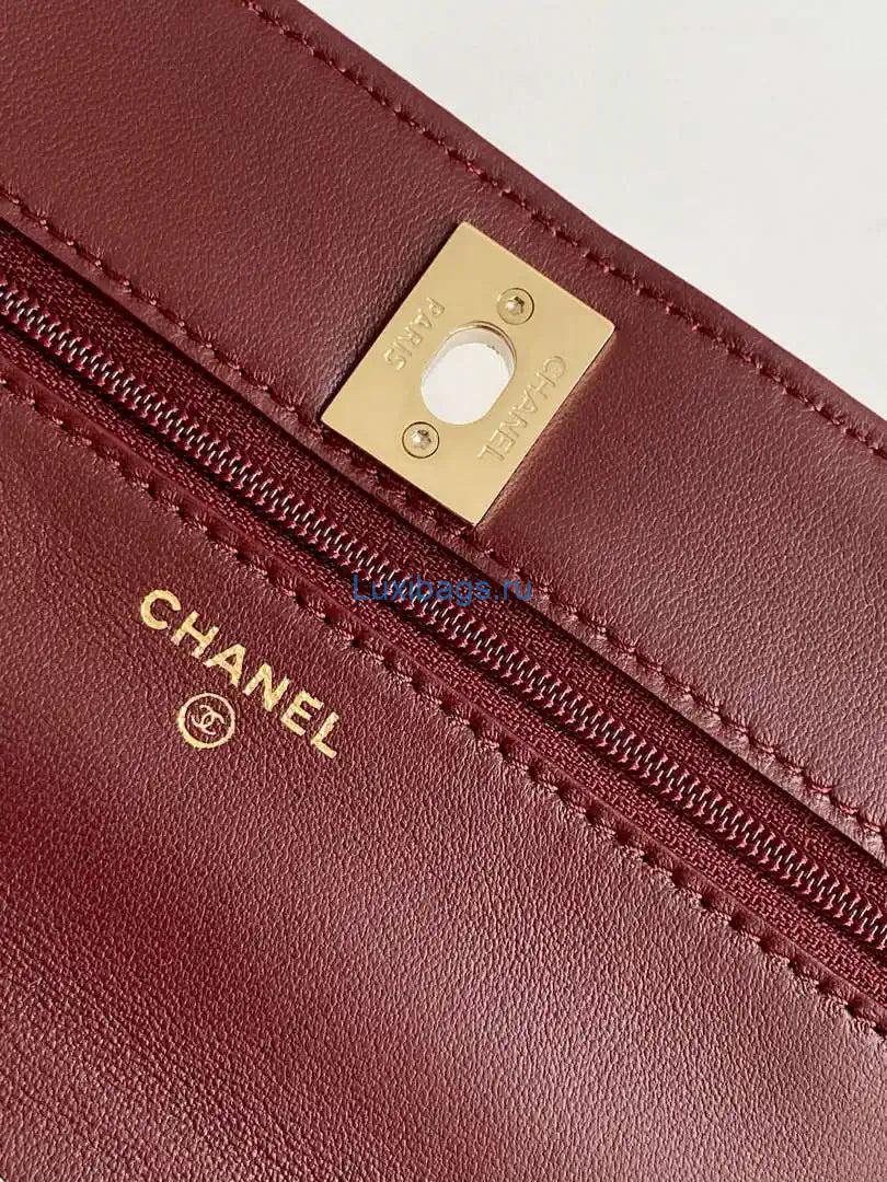 chanel ap4323 wallet on chain lambskin diamanté gold wine red 6 Chanel AP4323 Wallet On Chain Lambskin Diamanté Gold Wine Red | chanel ap4323 wallet on chain lambskin diamante gold wine red 06