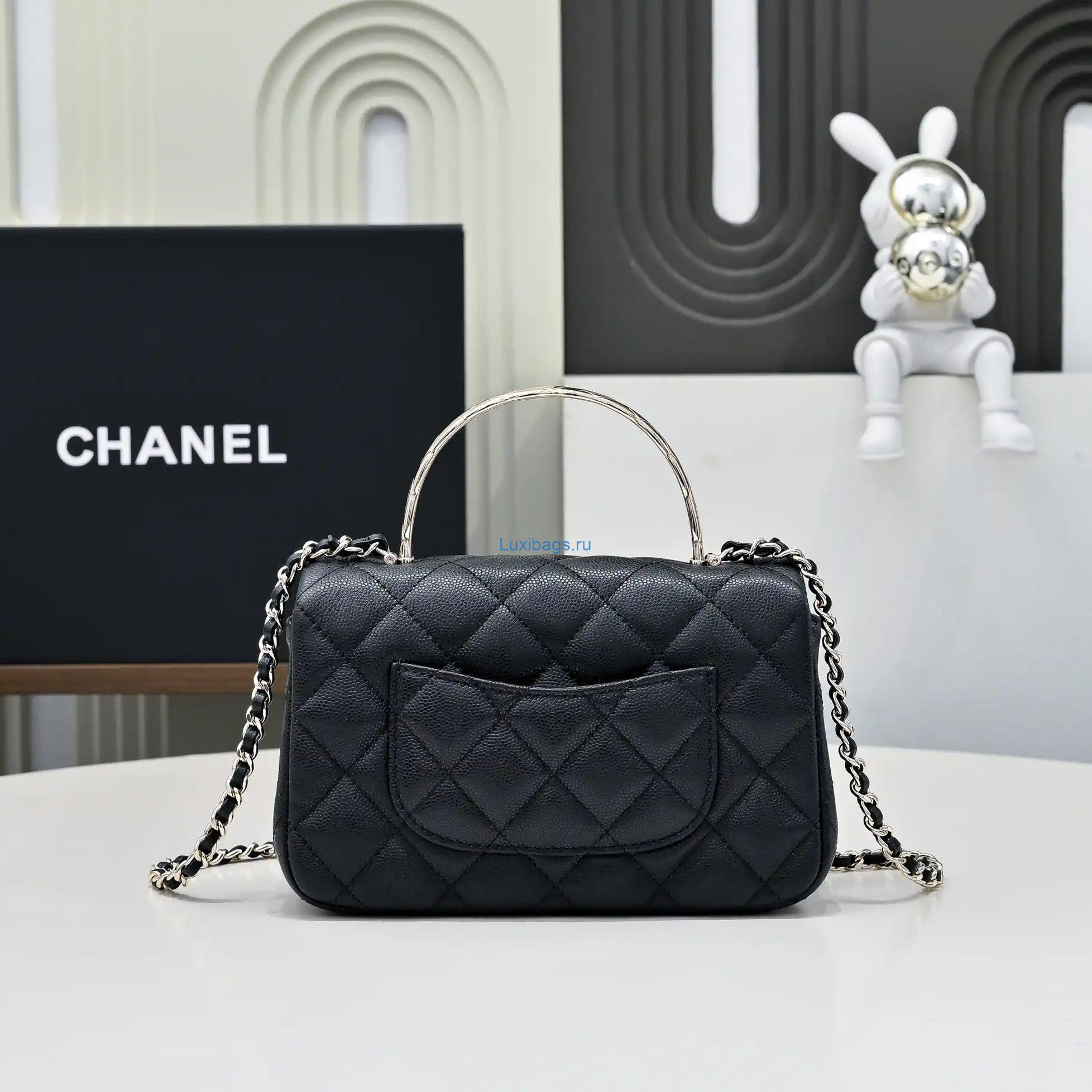 chanel crush handle box bag calfskin as4591 black 1 Chanel Crush Handle box Bag Calfskin AS4591 Black | chanel crush handle box bag calfskin as4591 02