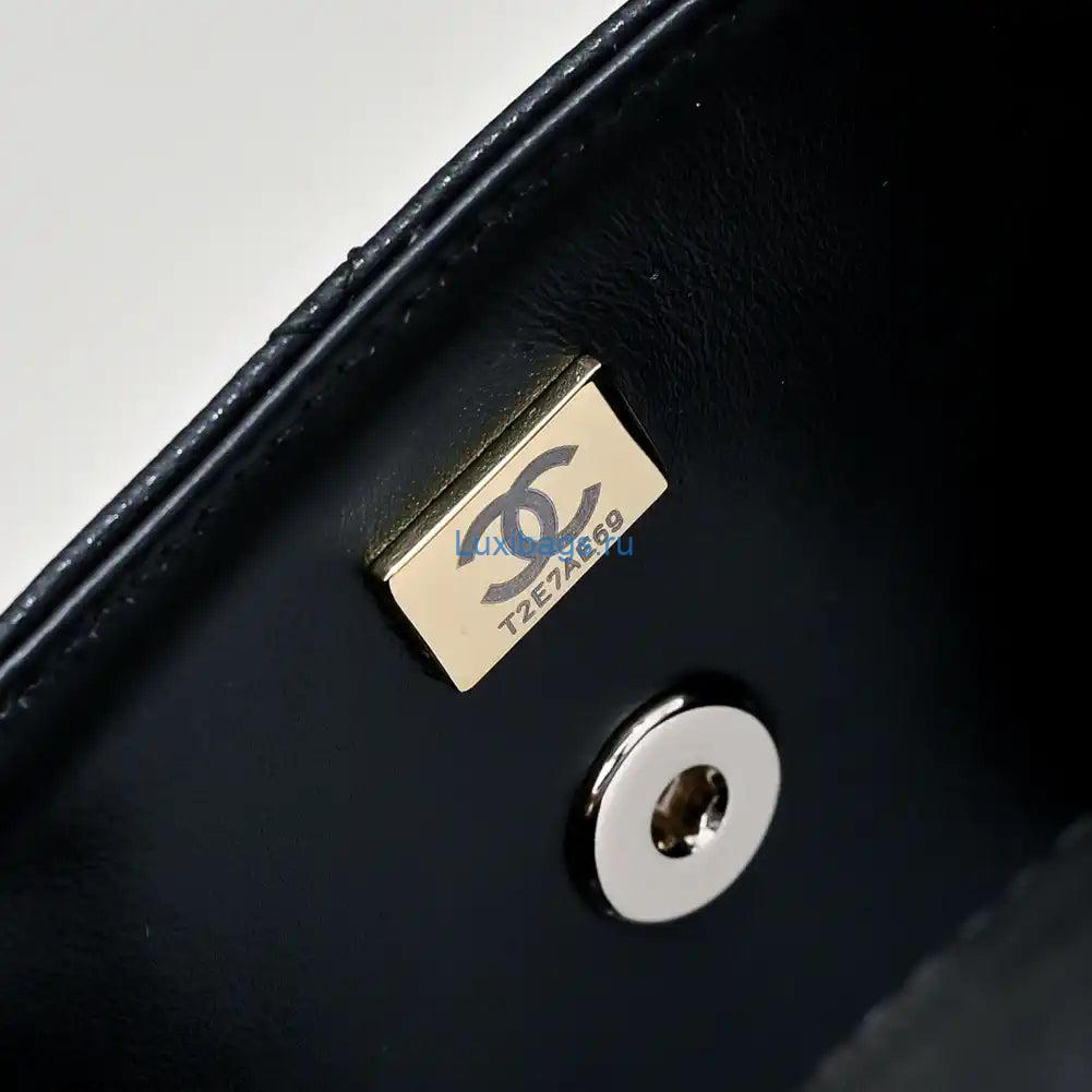 chanel crush handle box bag calfskin as4591 black 6 Chanel Crush Handle box Bag Calfskin AS4591 Black | chanel crush handle box bag calfskin as4591 07