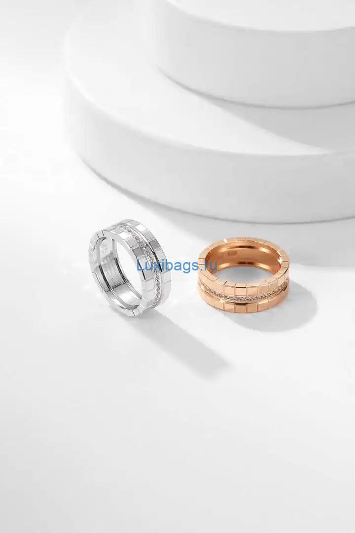 chopard ice cube ring ethical white gold diamonds 827004-1040 1 Chopard Ice Cube Ring ethical white gold diamonds 827004-1040 | chopard ice cube ring ethical white gold diamonds 002