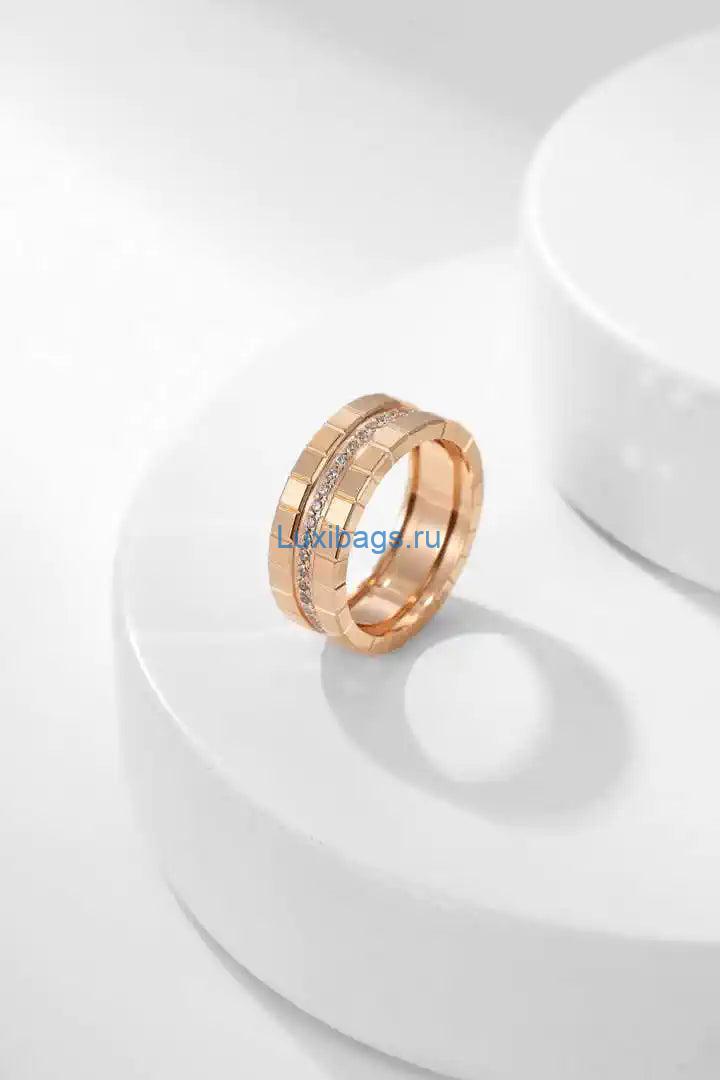 chopard ice cube ring ethical white gold diamonds 827004-1040 4 Chopard Ice Cube Ring ethical white gold diamonds 827004-1040 | chopard ice cube ring ethical white gold diamonds 006