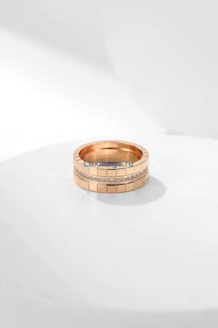 chopard ice cube ring ethical white gold diamonds 827004-1040 6 Chopard Ice Cube Ring ethical white gold diamonds 827004-1040 | chopard ice cube ring ethical white gold diamonds 008
