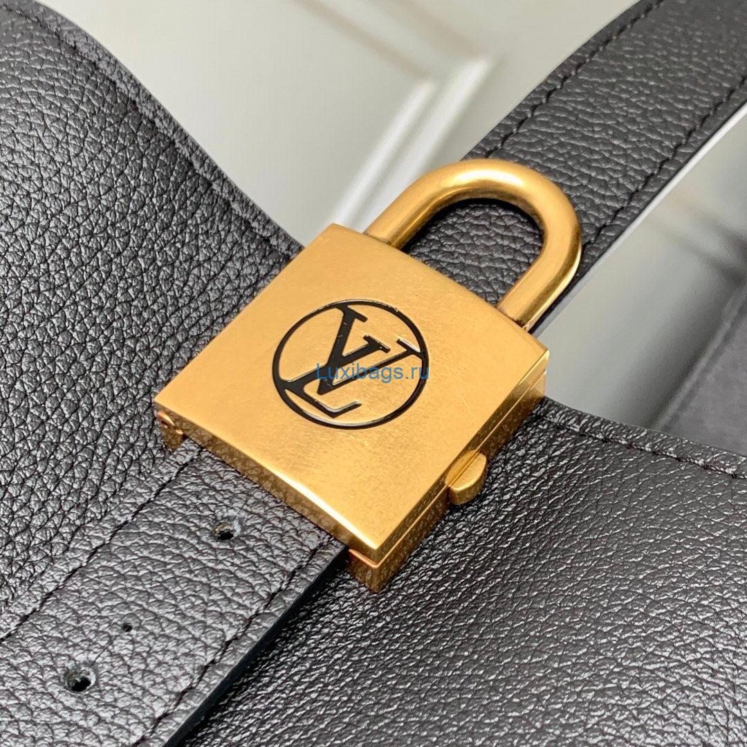 lv m25543 louis vuitton low key all in bb bag black 3 LV M25543 Louis Vuitton Low Key All In BB Bag Black | lv m25543 louis vuitton low key all in bb bag black 4