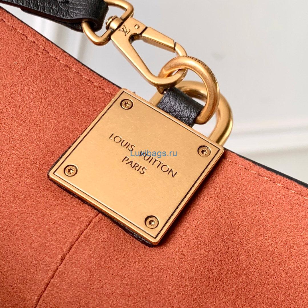 lv m25543 louis vuitton low key all in bb bag black 4 LV M25543 Louis Vuitton Low Key All In BB Bag Black | lv m25543 louis vuitton low key all in bb bag black 5