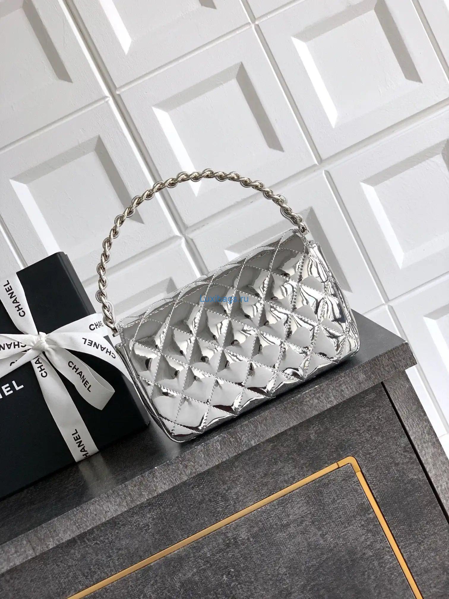chanel evening with handle bag patent leather as6675 silver 2 Chanel Evening with Handle Bag Patent leather AS6675 Silver | chanel evening with handle bag patent leather as6675 04