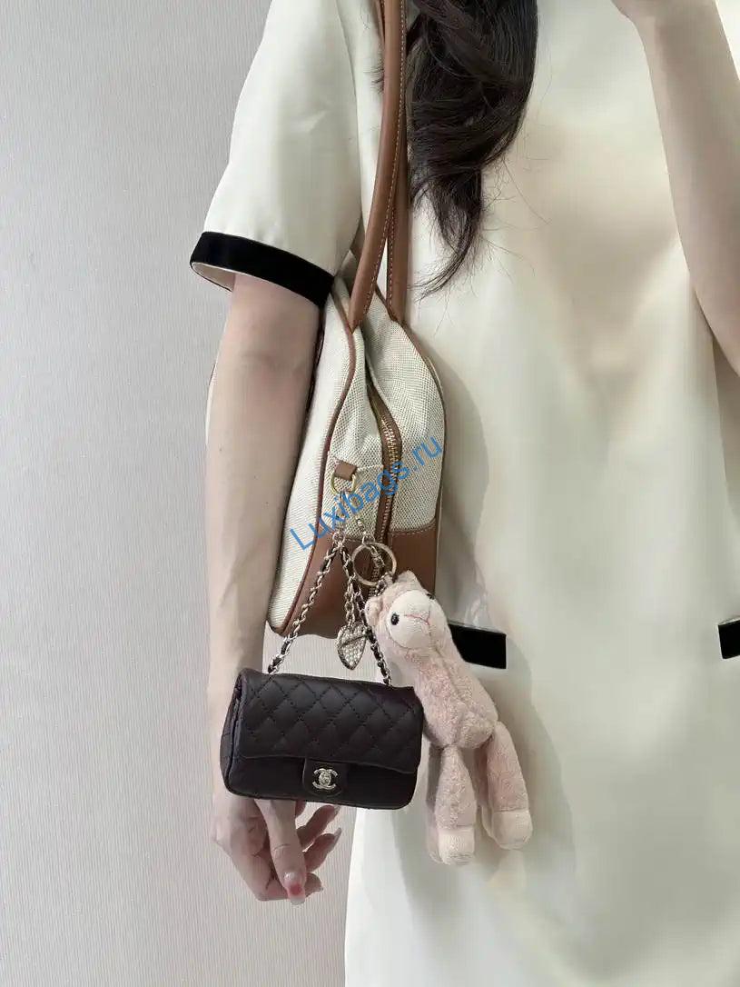 chanel 25a mini flap bag lambskin as4670 wine red 12 Chanel 25A Mini Flap Bag Lambskin AS4670 Wine Red | chanel 25a mini flap bag lambskin as4670 wine red 13