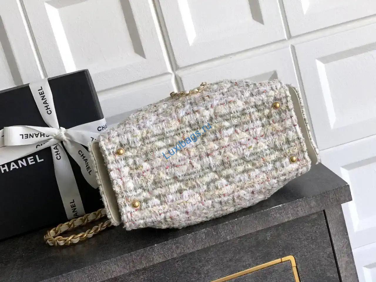 chanel as5631 mini hobo tweed & gold-tone metal beige 3 Chanel AS5631 Mini Hobo Tweed & Gold-Tone Metal Beige | chanel as5293 mini hobo tweed gold tone metal 23