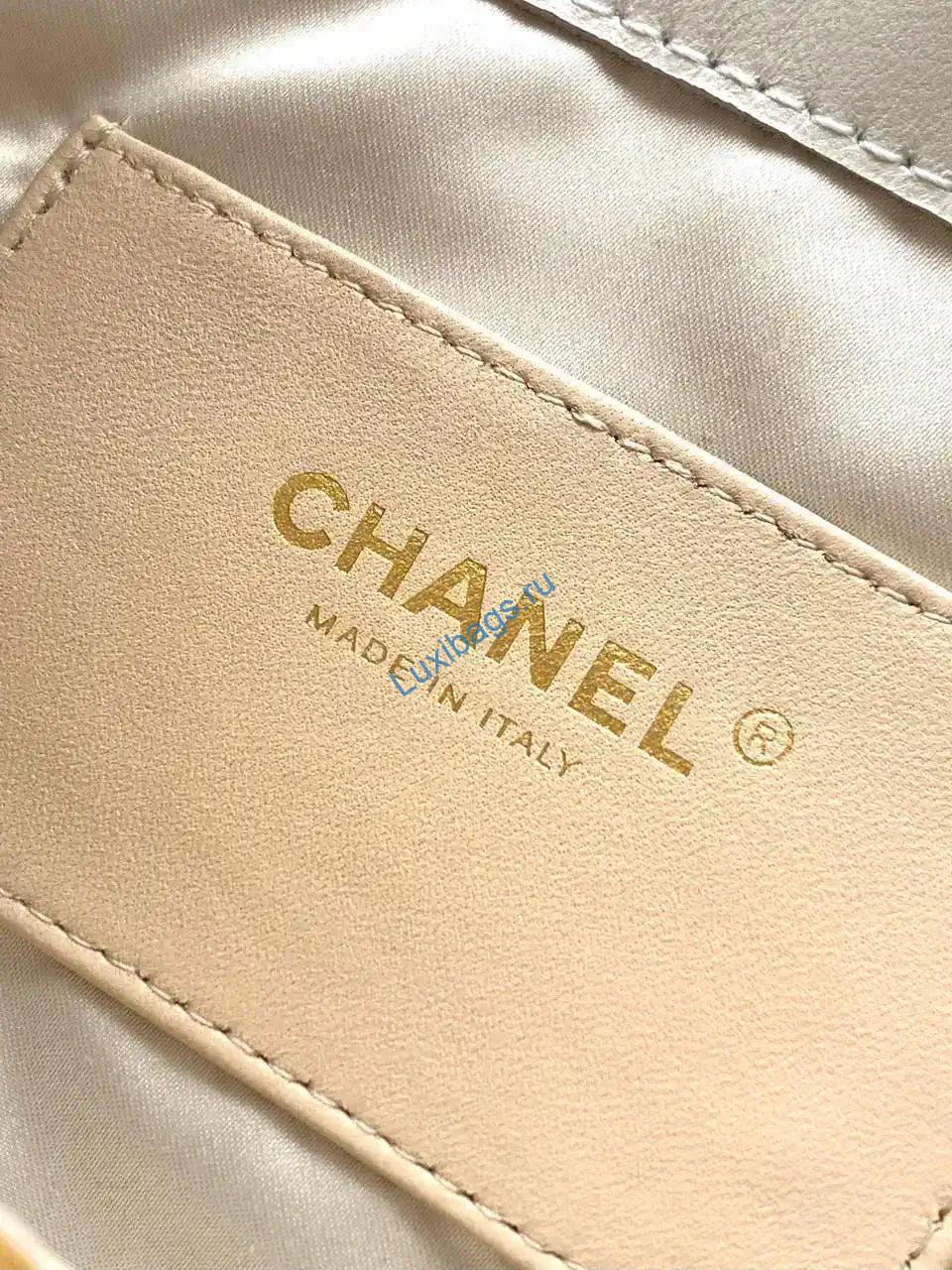 chanel as5631 mini hobo tweed & gold-tone metal beige 8 Chanel AS5631 Mini Hobo Tweed & Gold-Tone Metal Beige | chanel as5293 mini hobo tweed gold tone metal 28