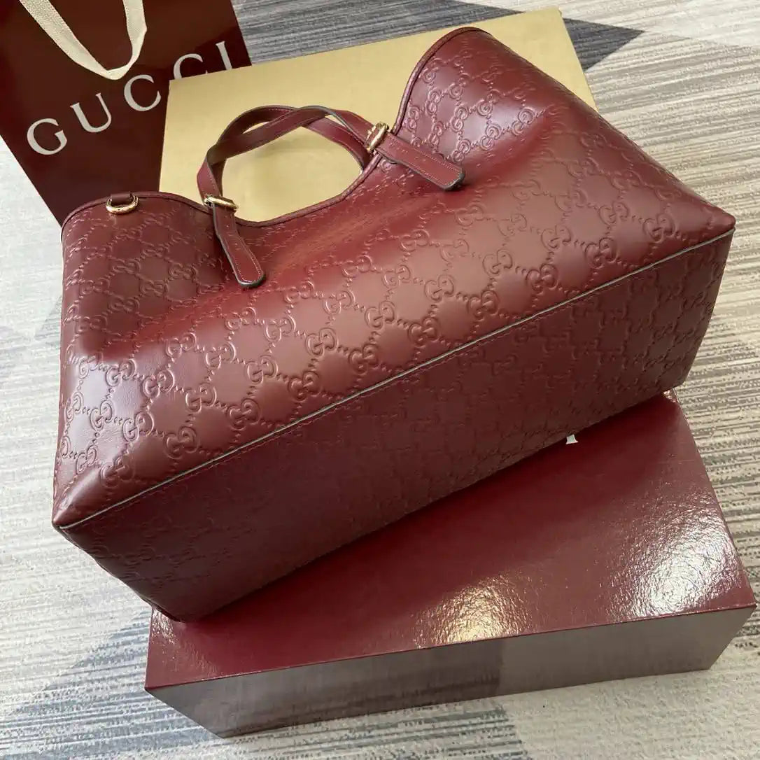 Gucci 815213 GG GG Emblem large tote bag Ancora red leather | gucci 815213 gg emblem medium tote bag ancora red leather 008